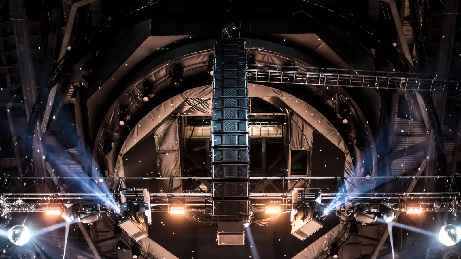 PANTHER large format linear line array loudspeaker
